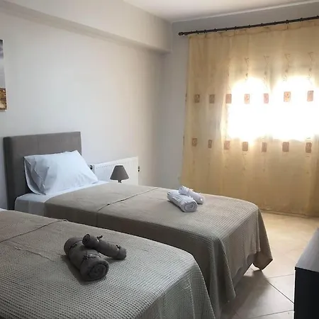 아파트 Spacious 2 Bedroom Close To Lindos - Sleeps 6 Full Air Conditioning 칼라토스