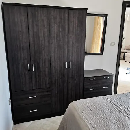 Spacious 2 Bedroom Close To Lindos - Sleeps 6 Full Air Conditioning * カラソス